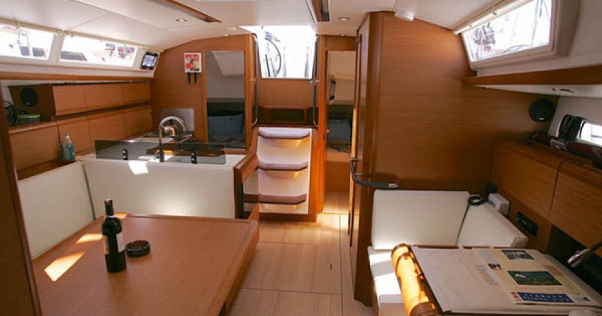 Sun Odyssey 409