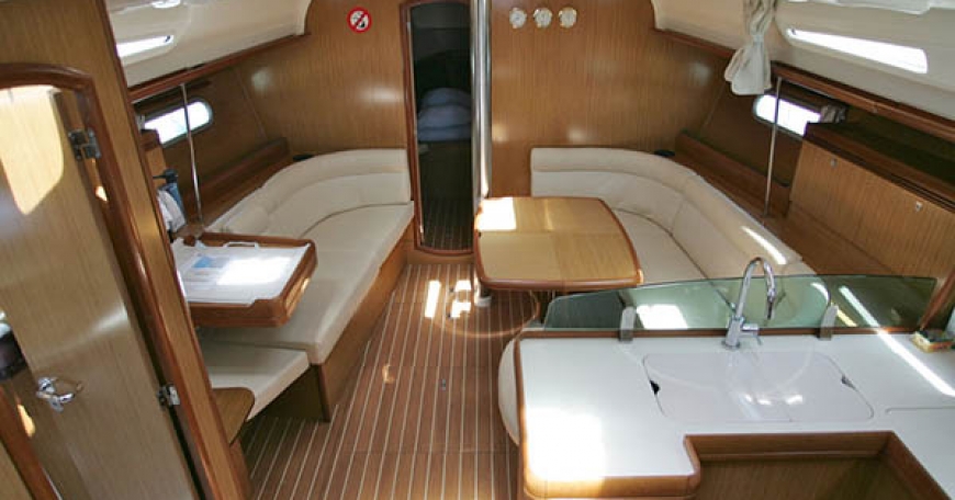 Sun Odyssey 42i