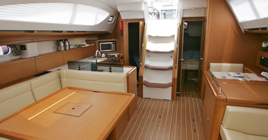 Sun Odyssey 50 DS