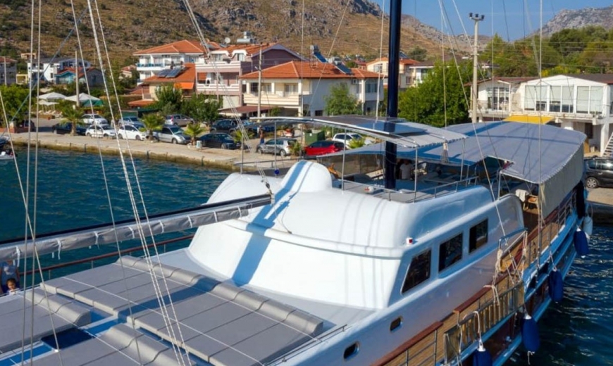 Goleta Queen Duru