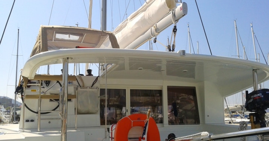 Lagoon 400