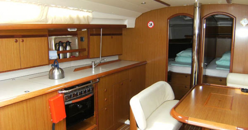 Sun Odyssey 45