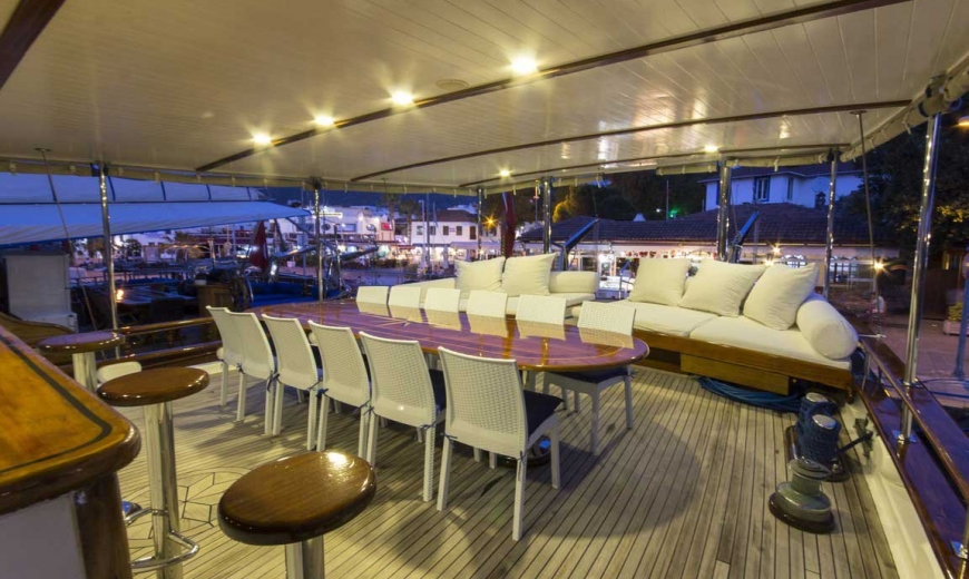 Goleta Cemre 4